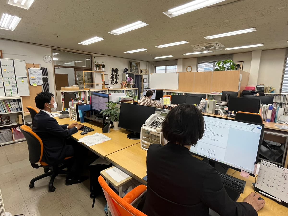 みそら社内での作業風景
